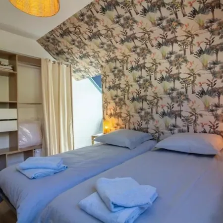 De La Pepiniere Apartman *